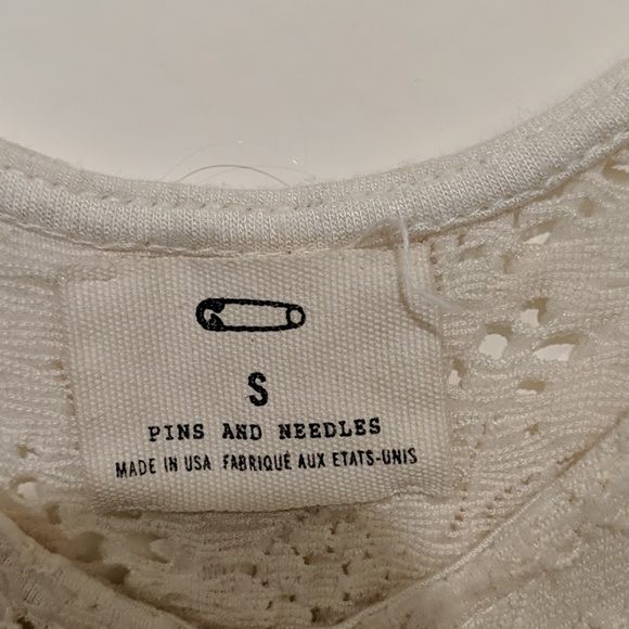 Urban Outfitters Pins & Needles Floral Lace Top - Picture 4 of 6